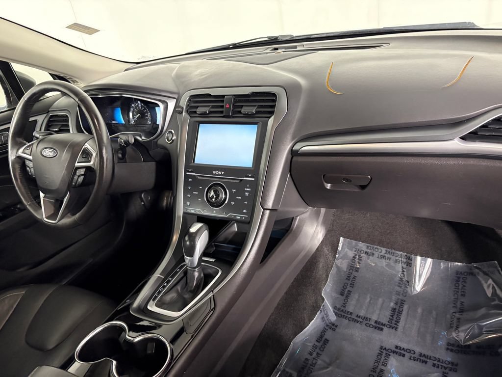Used 2014 Ford Fusion Titanium FWD image 33