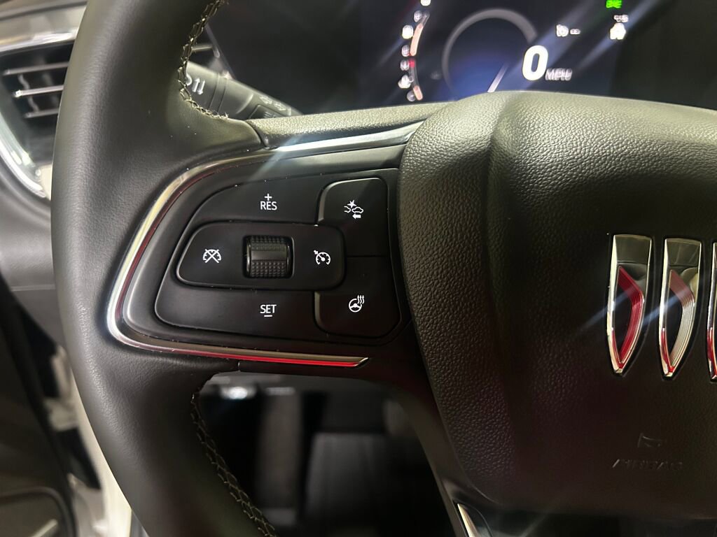 Used 2025 Buick Encore GX Avenir w/ Avenir Convenience Package image 10