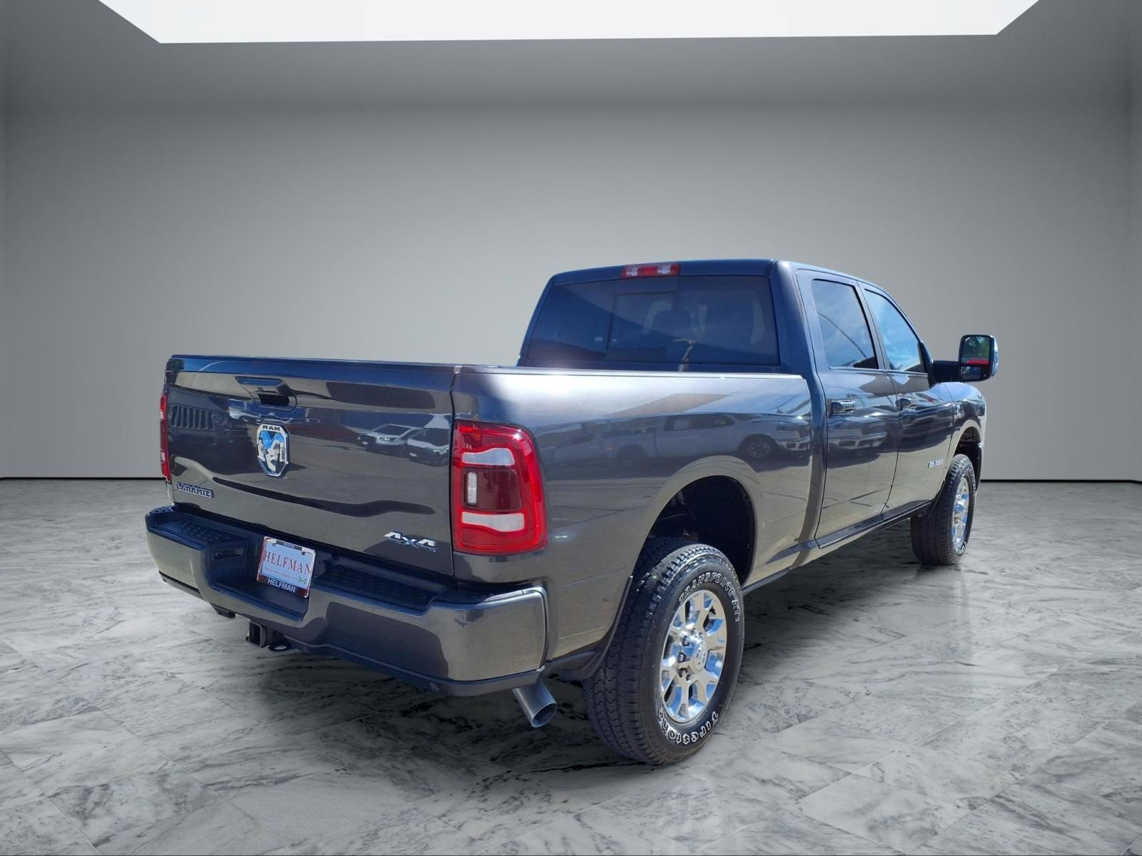 Used 2024 RAM 2500 Laramie w/ Safety Group AWD/4WD image 7