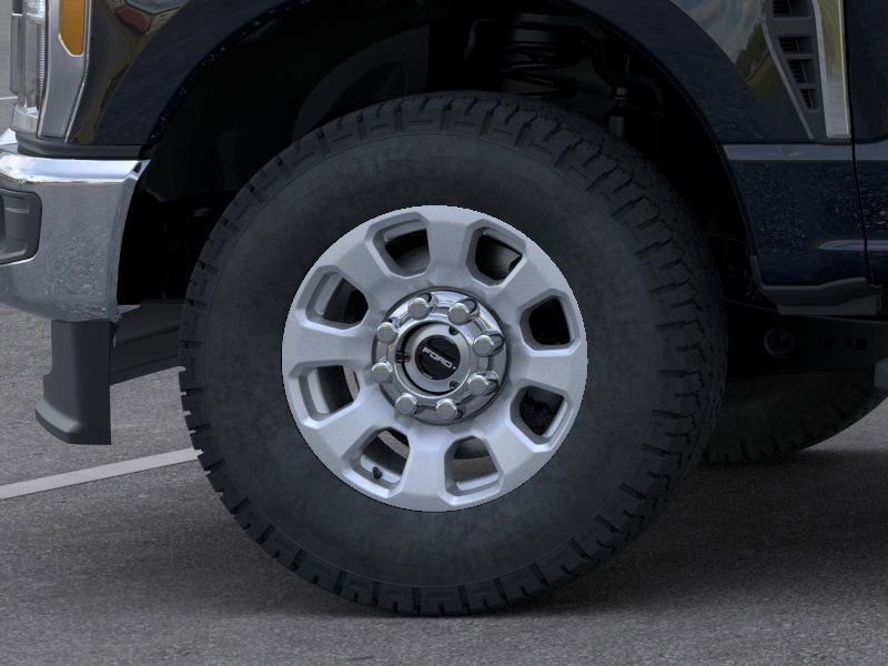 New 2025 Ford F350 XLT w/ FX4 Off-Road Package image 20