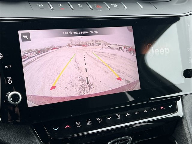 New 2026 Jeep Grand Cherokee Altitude image 21