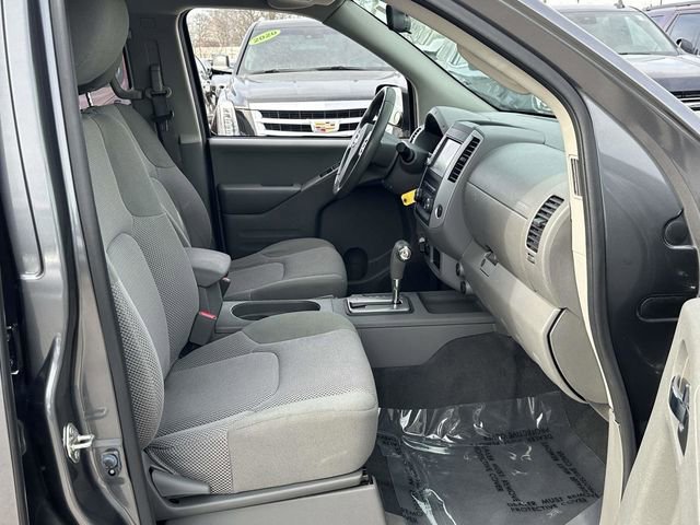 Used 2019 Nissan Frontier SV image 21