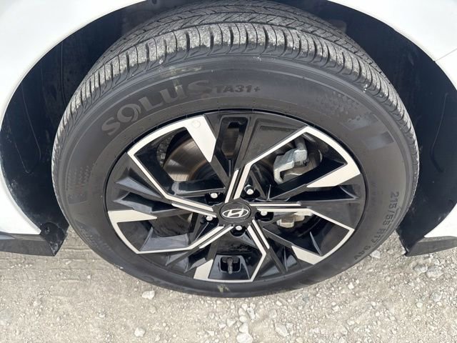 Used 2025 Hyundai Sonata SEL FWD image 21
