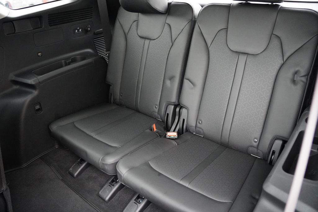 Certified 2022 Kia Sorento SX image 17