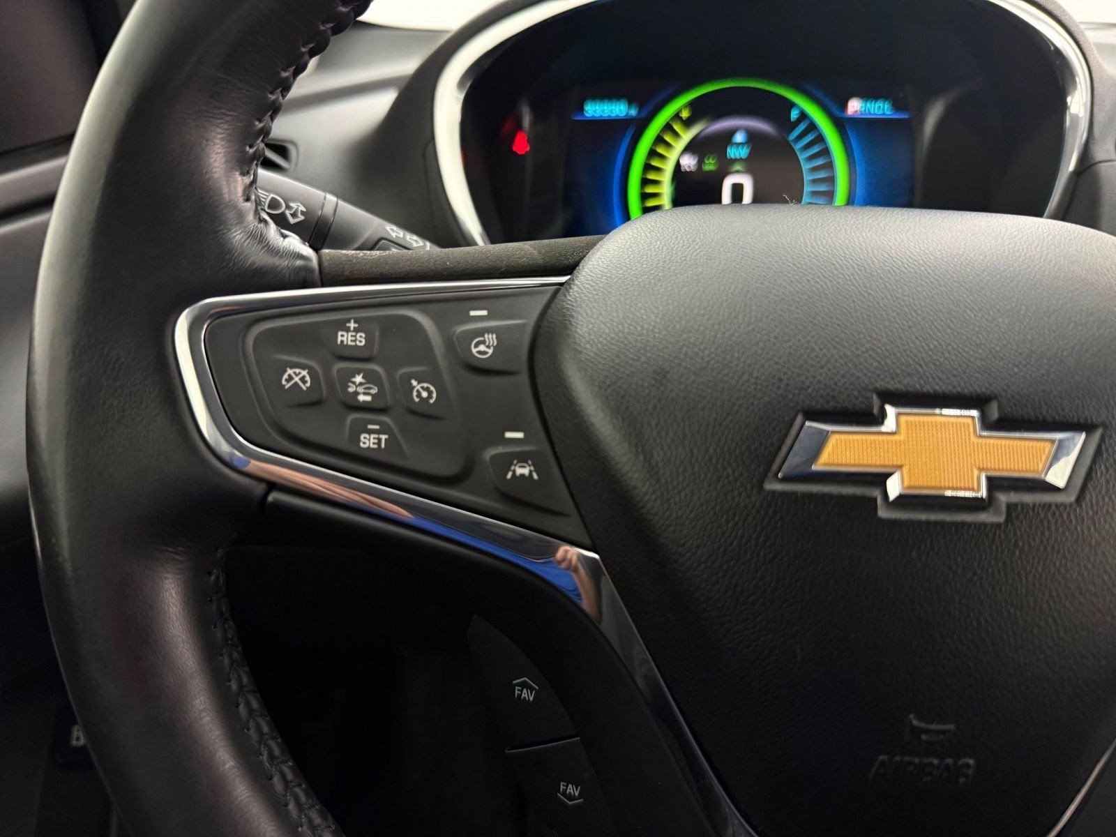 Used 2017 Chevrolet Volt Premier w/ Driver Confidence II Package image 14