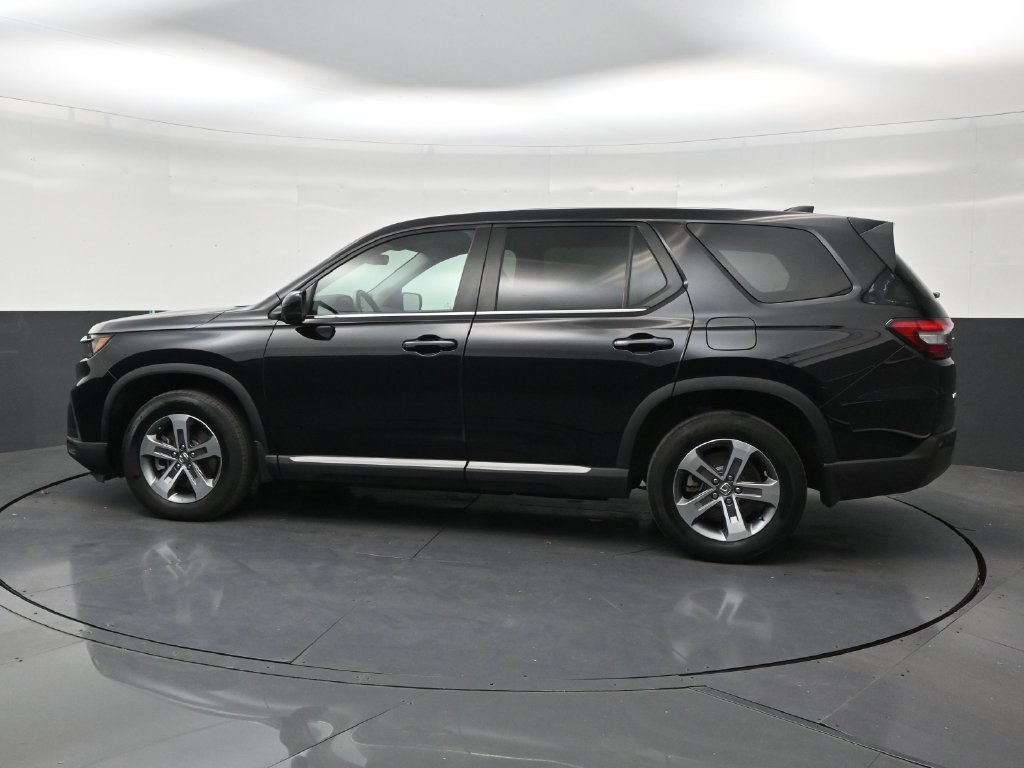 Used 2023 Honda Pilot EX-L image 2