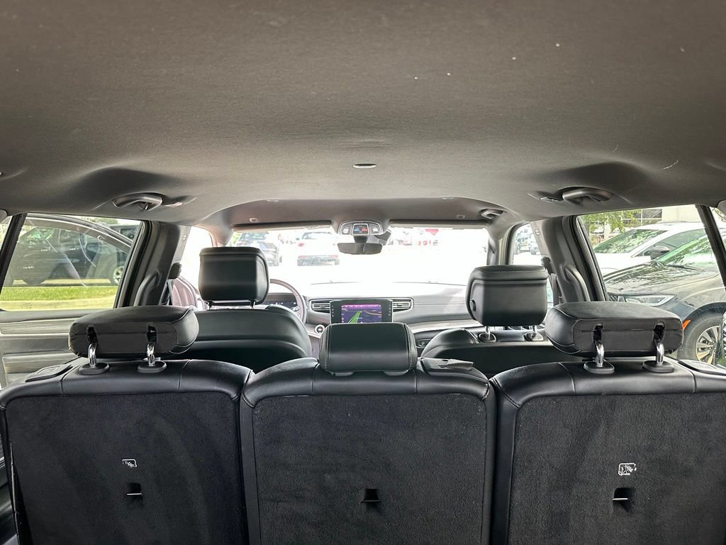 Used 2024 Jeep Wagoneer Series II w/ Flexible Seating Group RWD image 11