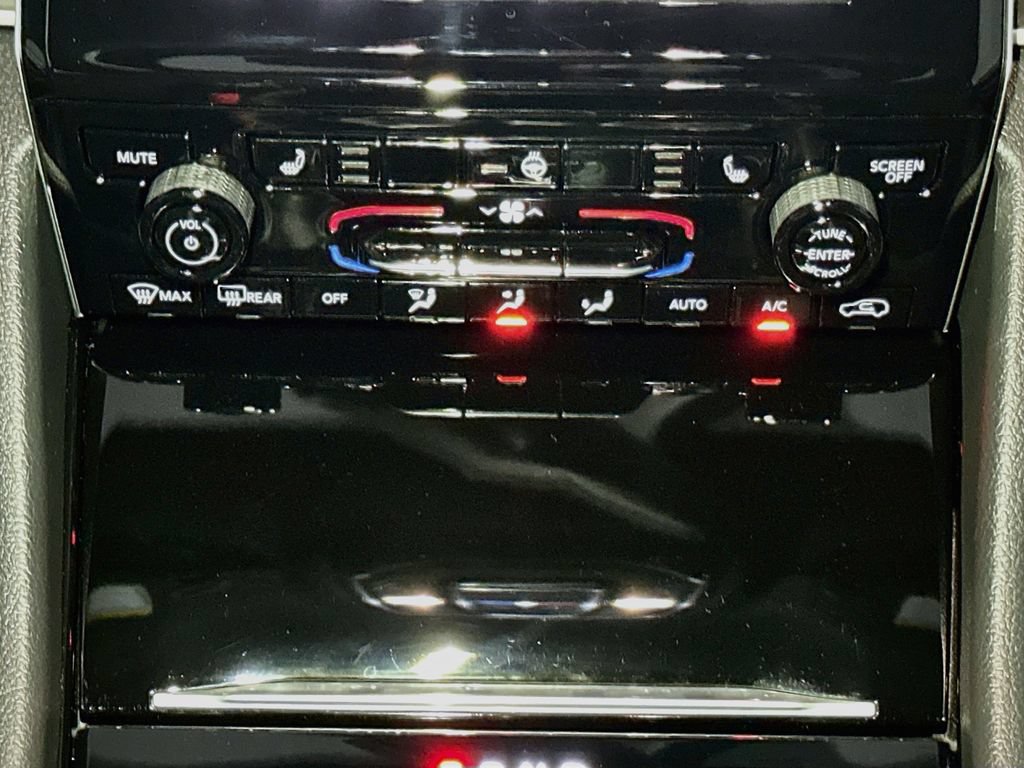 Certified 2023 Jeep Grand Cherokee Altitude RWD image 13