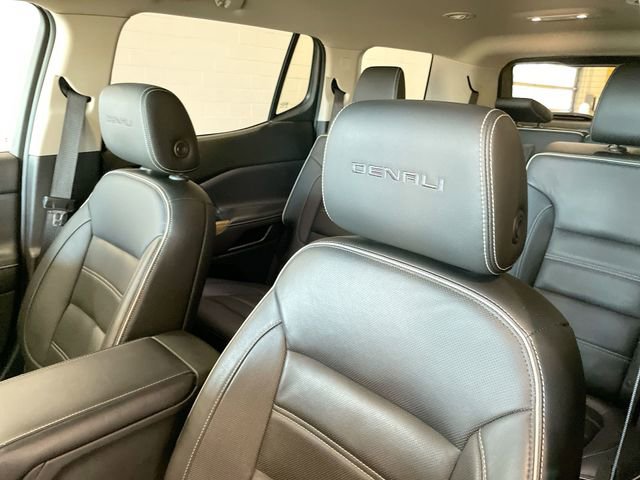 Used 2017 GMC Acadia Denali image 11