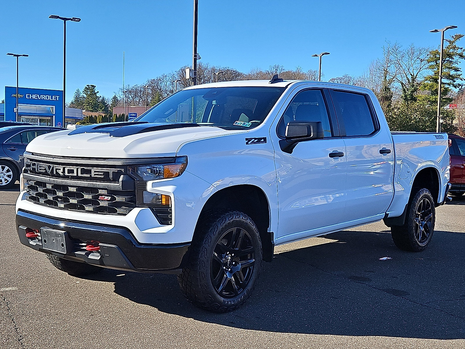 Certified 2023 Chevrolet Silverado 1500 Custom Trail Boss w/ LPO, Dark Essentials Package image 3