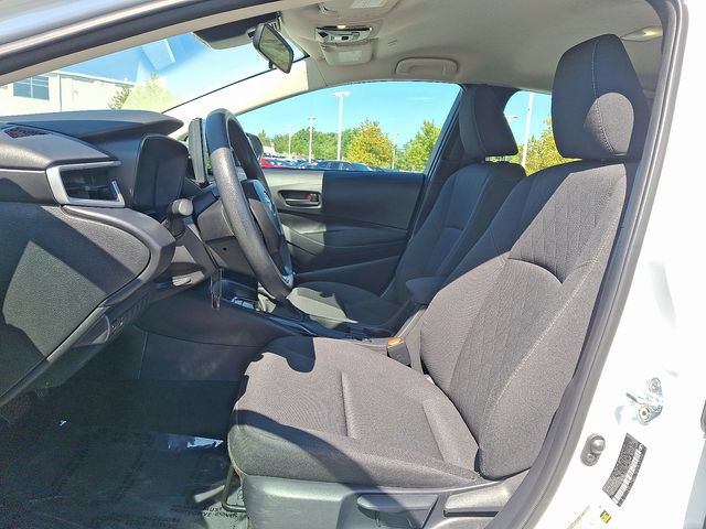 Used 2025 Toyota Corolla LE FWD image 13