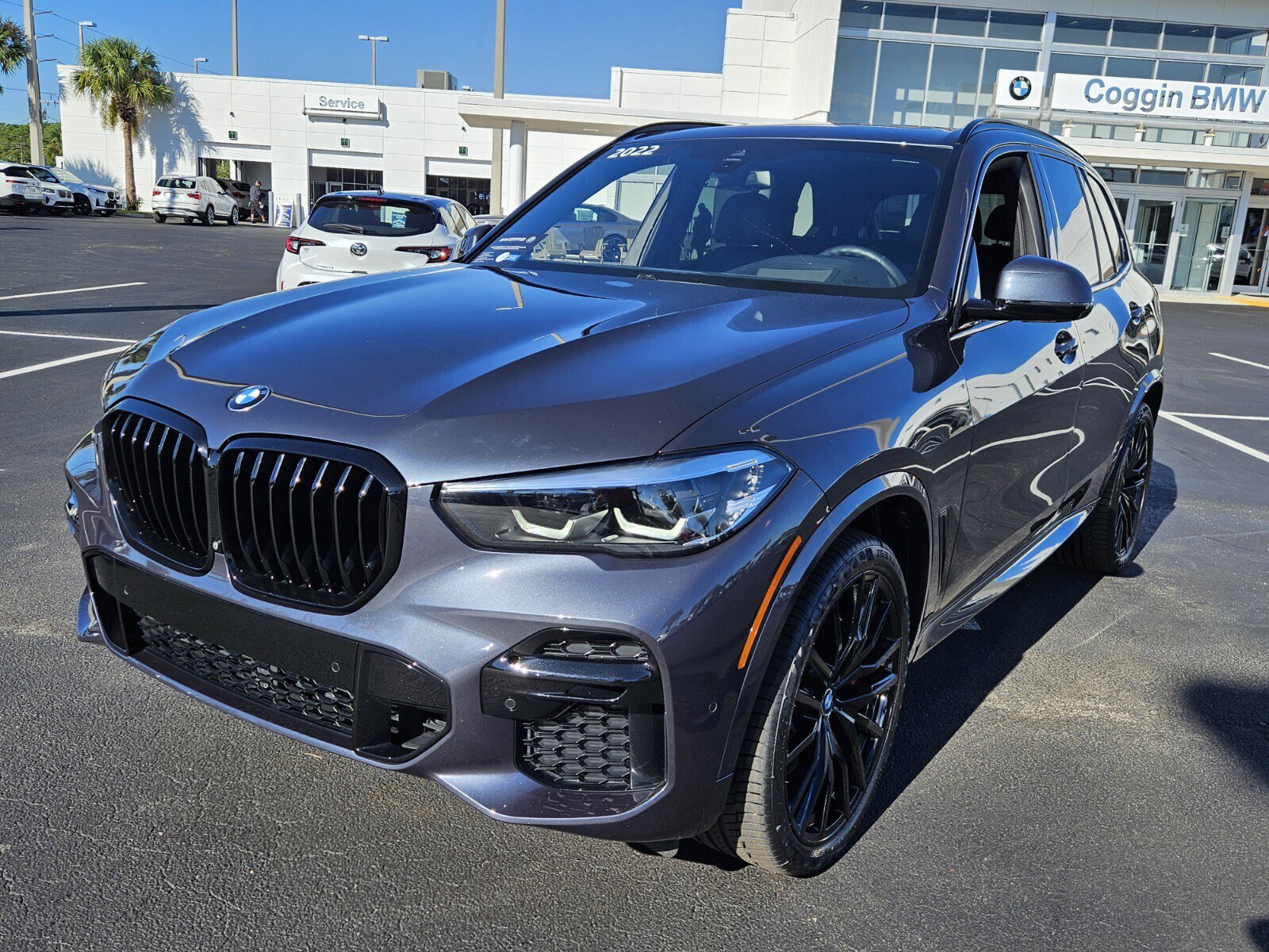 Certified 2022 BMW X5 M50i w/ Premium Package image 11
