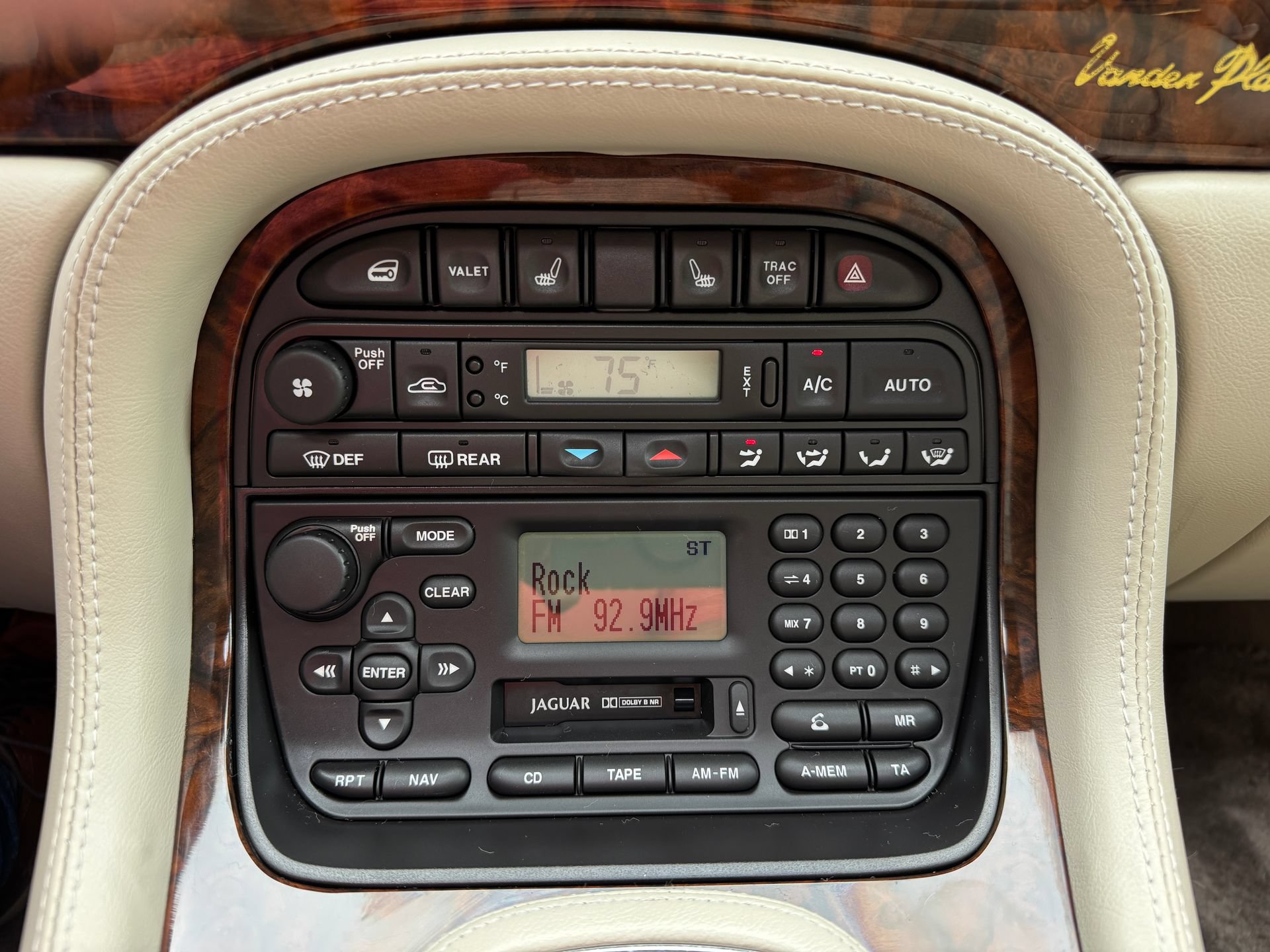 Used 2001 Jaguar XJ Supercharged RWD image 86