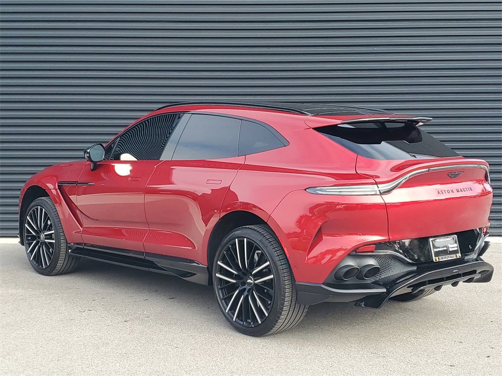 Used 2024 Aston Martin DBX 707 image 3