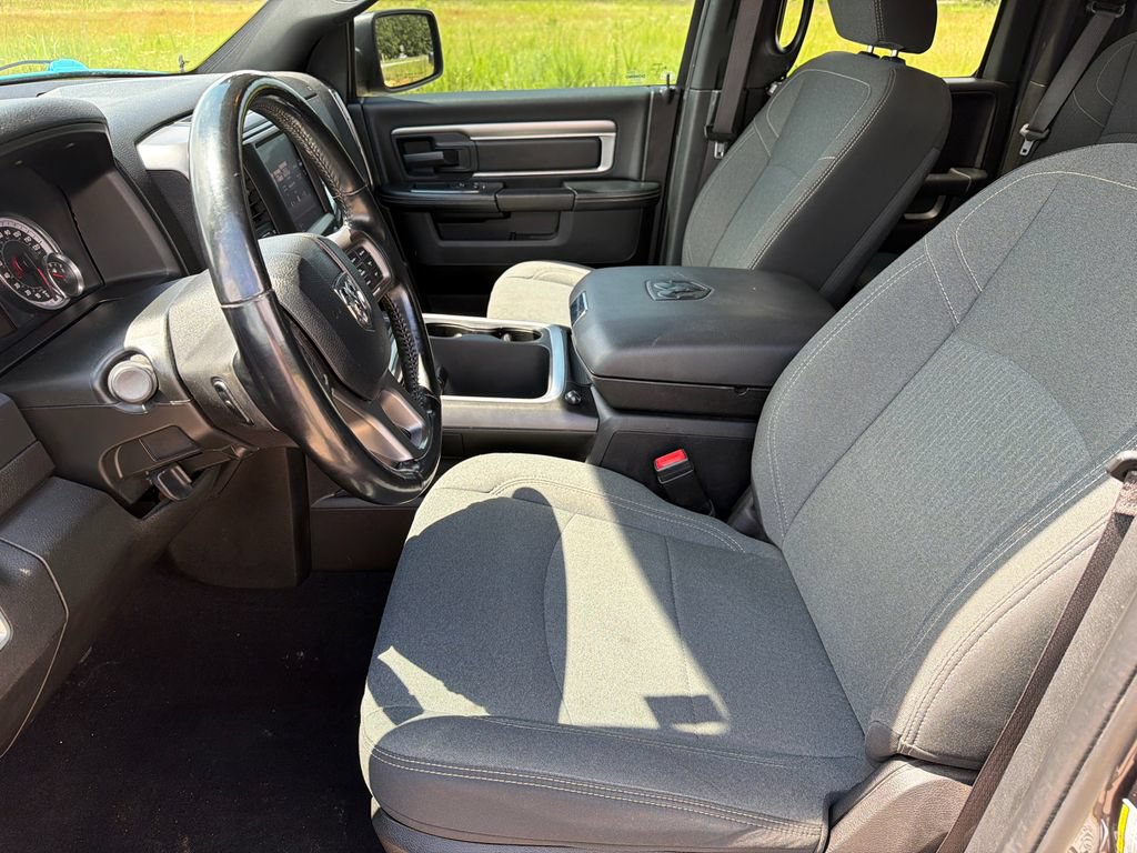 Used 2022 RAM 1500 Classic Warlock AWD/4WD image 9