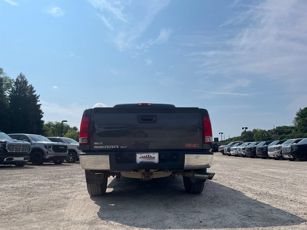 Used 2011 GMC Sierra 1500 SLT w/ SLT Convenience Package AWD/4WD image 7