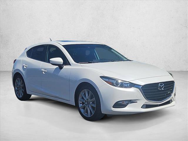 Used 2017 MAZDA MAZDA3 Touring FWD image 4