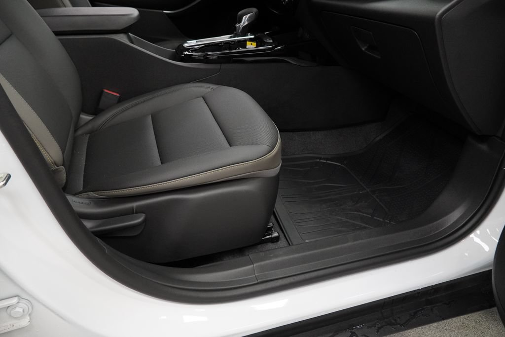 New 2026 Chevrolet Trax ACTIV w/ Driver Confidence Package FWD image 29