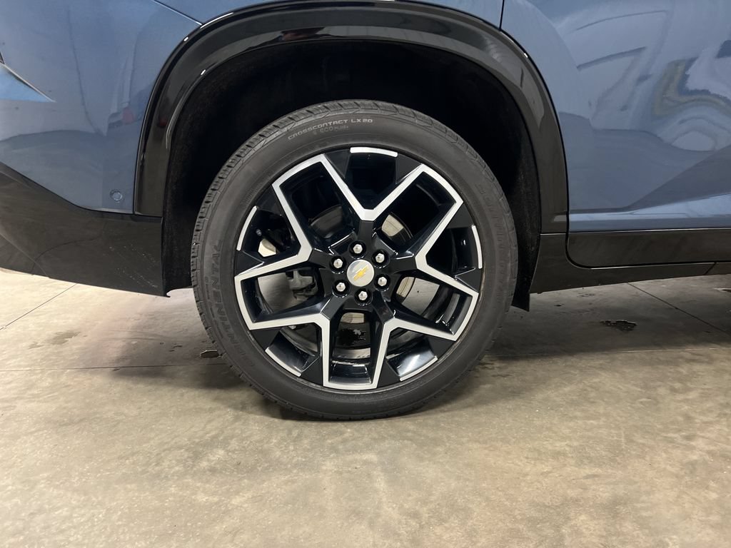 Certified 2026 Chevrolet Traverse High Country w/ LPO, Floor Liner Package AWD/4WD image 10