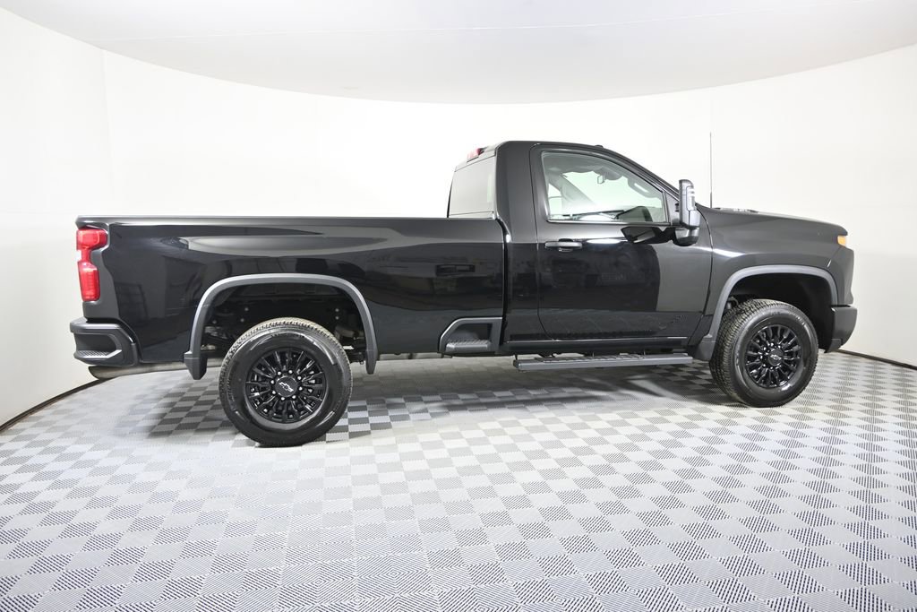 Used 2025 Chevrolet Silverado 3500 W/T image 8