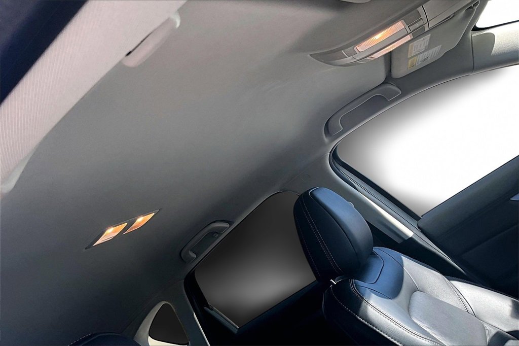 Used 2025 MAZDA CX-5 AWD 2.5 S w/ Preferred Package image 17