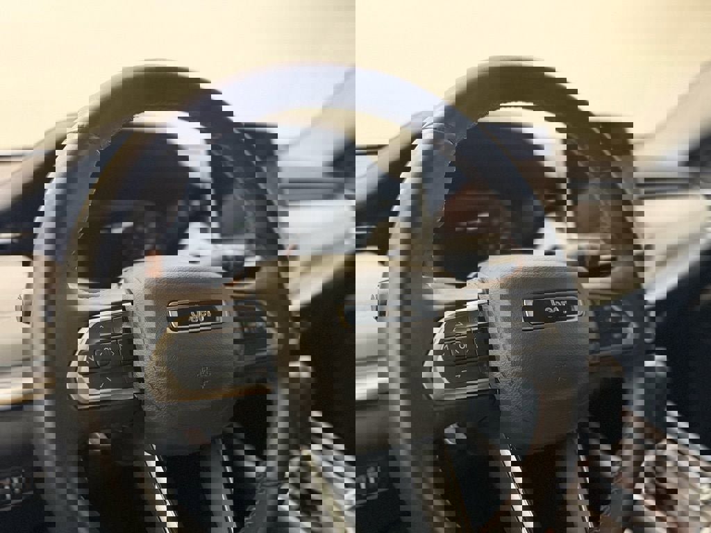 Used 2022 Jeep Compass Limited image 12