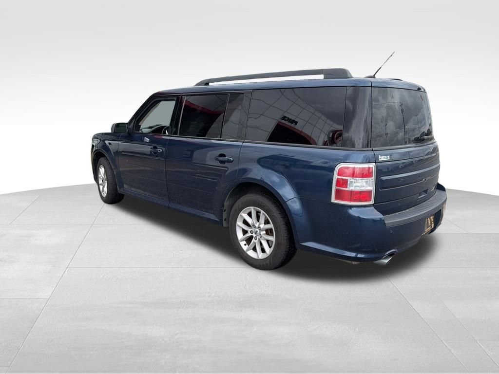 Used 2017 Ford Flex SE image 6