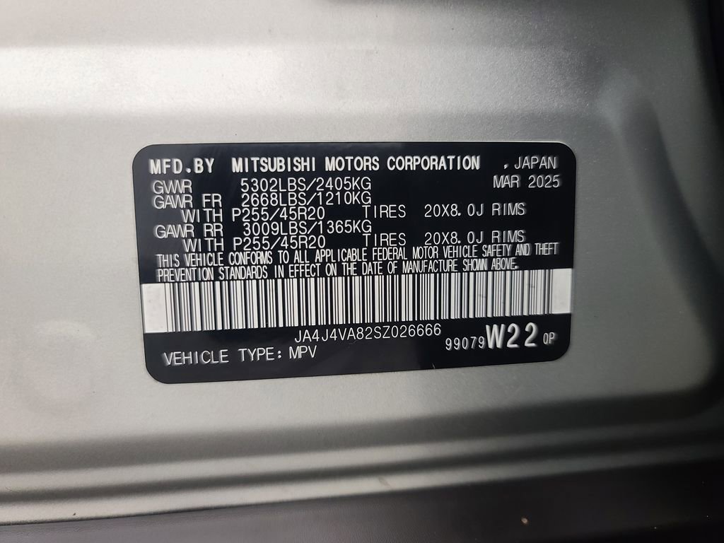 Used 2025 Mitsubishi Outlander SE image 41