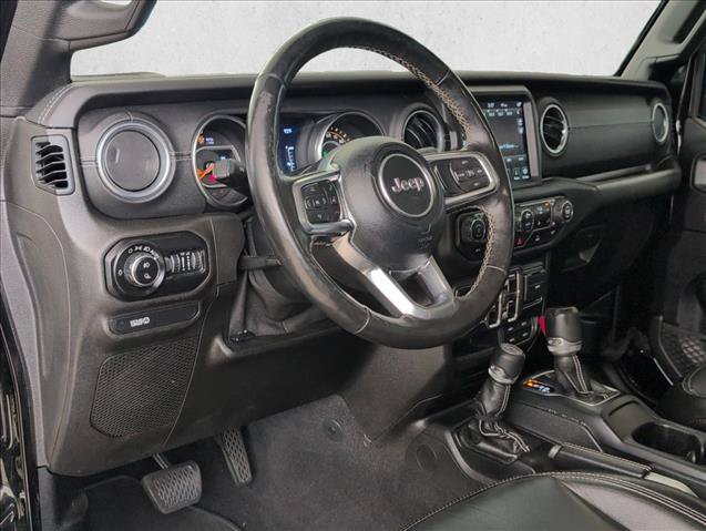 Used 2020 Jeep Gladiator Overland AWD/4WD image 14