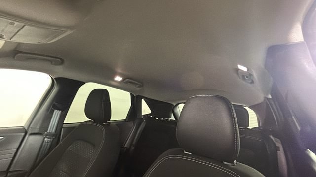 Used 2025 Ford Escape Active FWD image 12