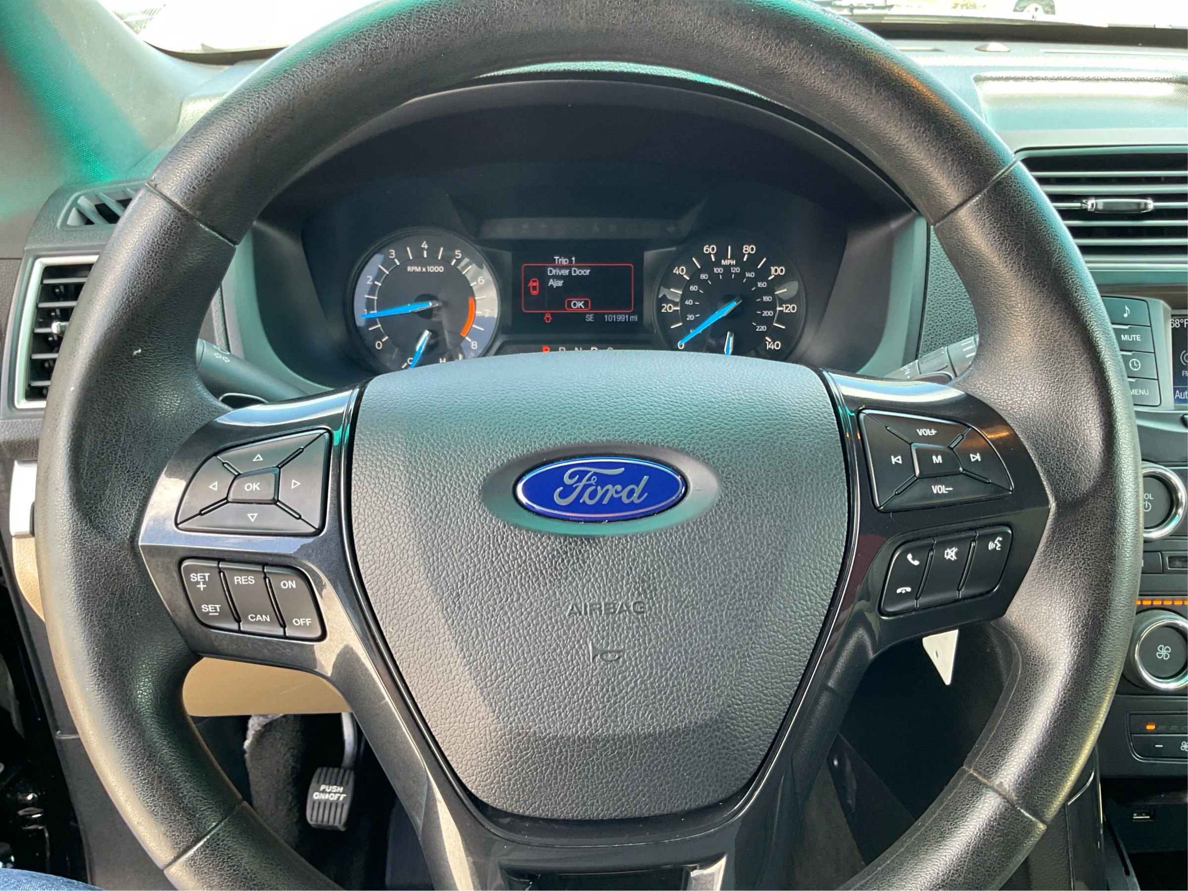 Used 2016 Ford Explorer 4WD w/ Class II Trailer Tow Package image 16