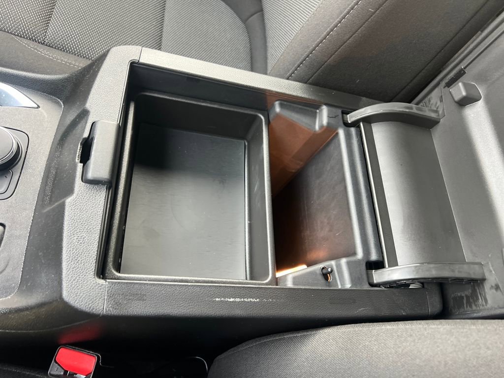 Used 2023 Chevrolet Traverse LT image 19