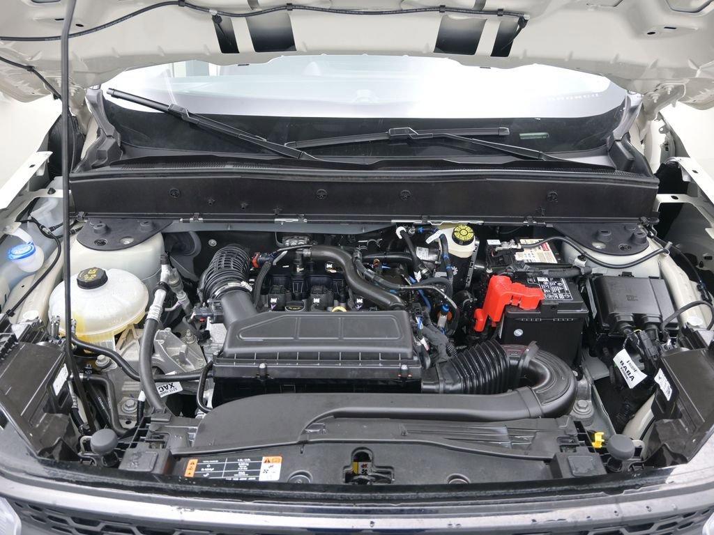 Used 2025 Ford Bronco Sport Outer Banks w/ Outer Banks Tech Package+ AWD/4WD image 10