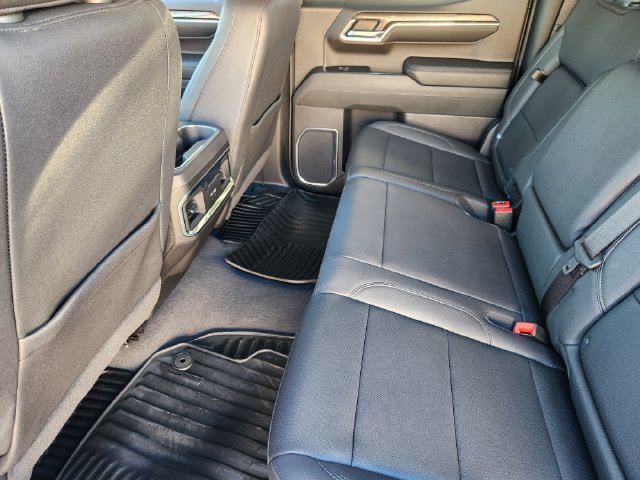 Used 2024 Chevrolet Silverado 1500 LTZ AWD/4WD image 30