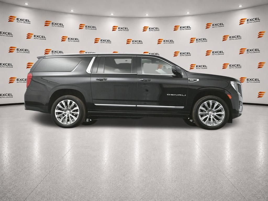 Used 2023 GMC Yukon XL Denali AWD/4WD image 51