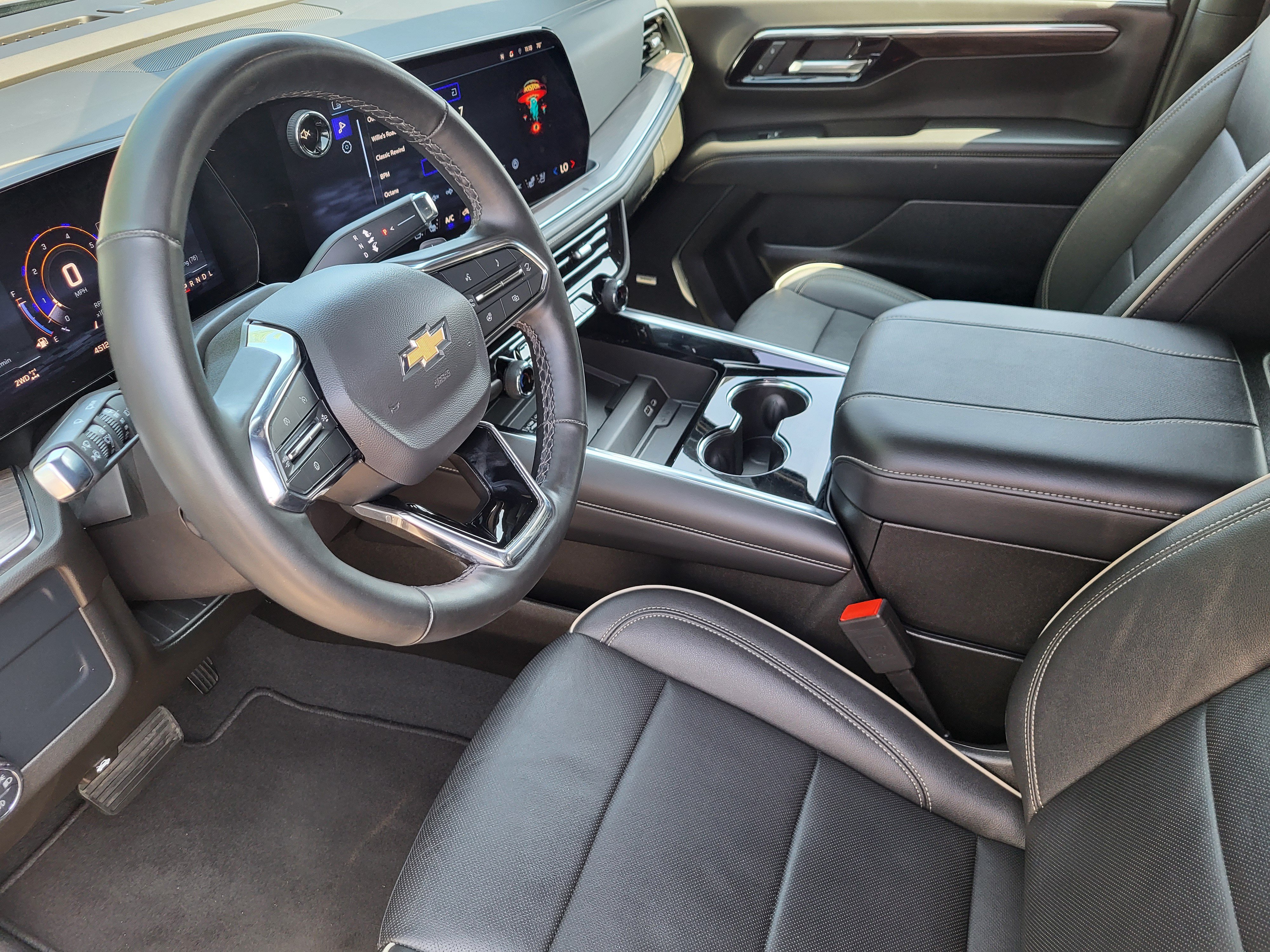 Certified 2025 Chevrolet Tahoe Premier AWD/4WD image 12