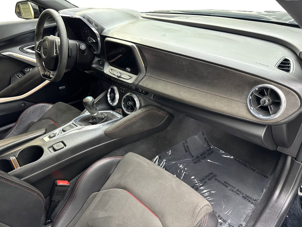 Used 2018 Chevrolet Camaro ZL1 RWD image 43
