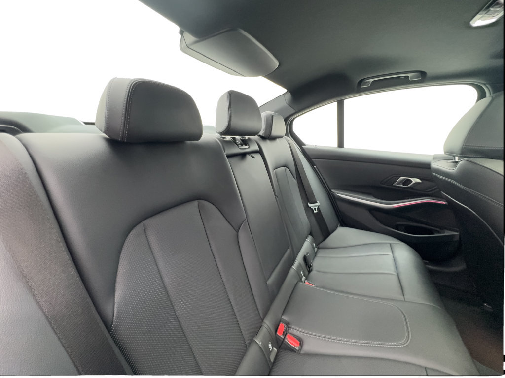 Used 2024 BMW 330i Sedan RWD image 32