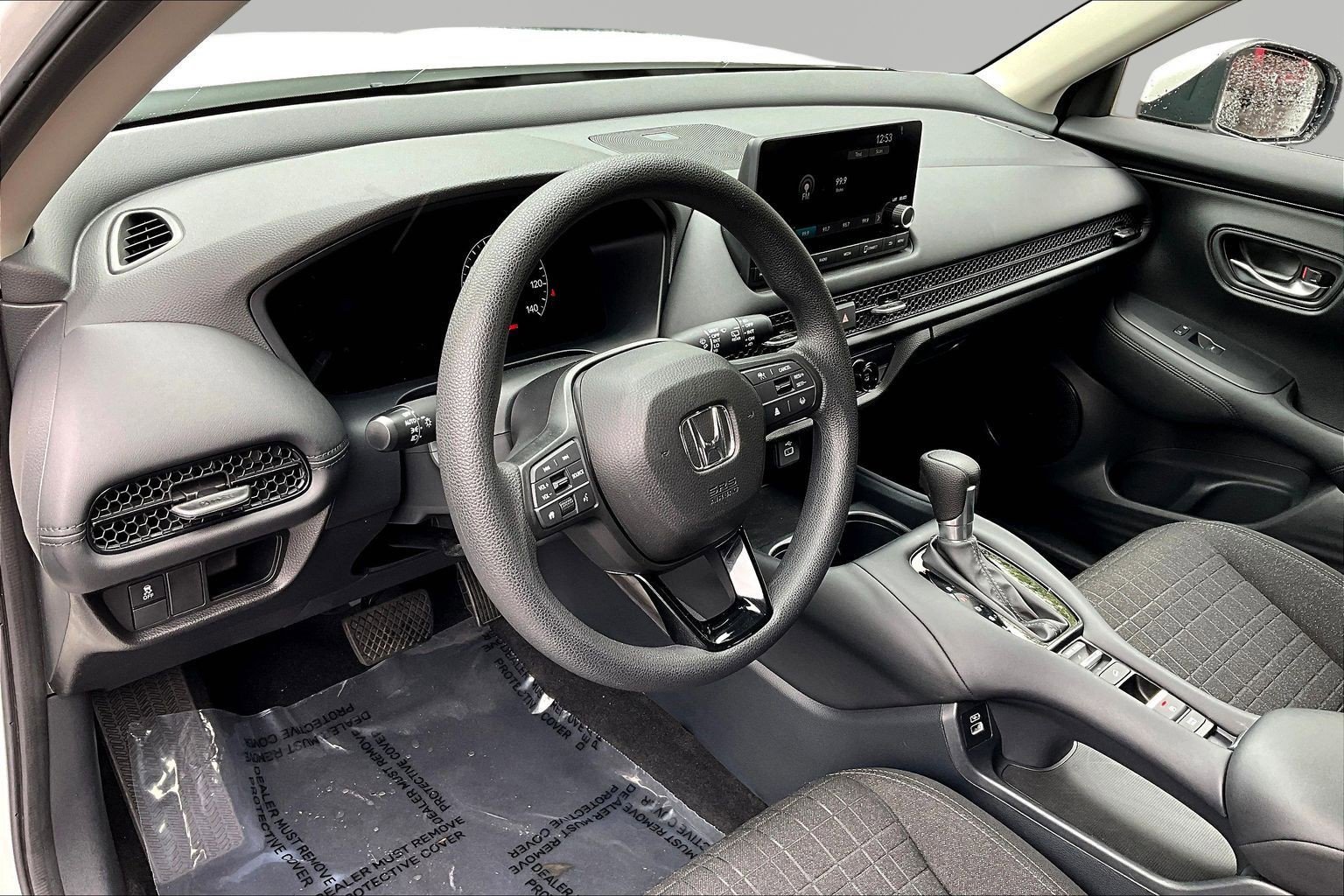 Used 2023 Honda HR-V LX image 18