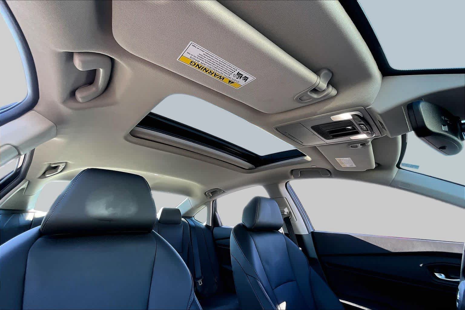 Used 2023 Honda Accord Touring image 14
