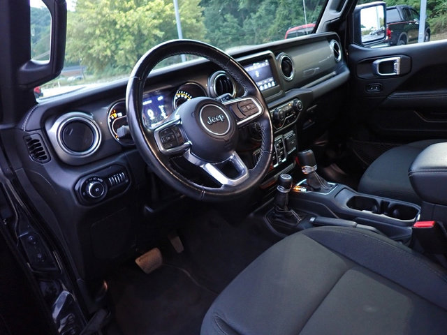 Used 2021 Jeep Wrangler Unlimited Sahara w/ Cold Weather Group image 23