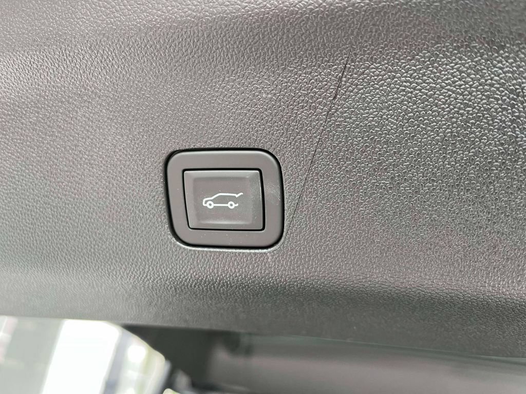 New 2026 GMC Yukon XL Denali w/ Sun & Power Step Package AWD/4WD image 19