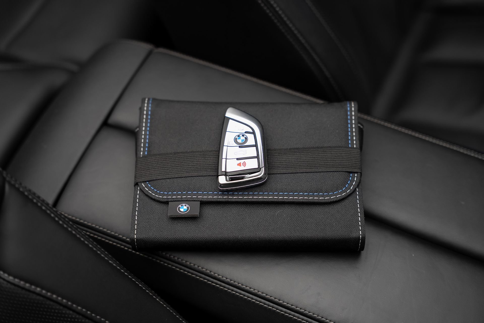 Used 2023 BMW M850i xDrive Convertible w/ M Sport Professional Package image 83