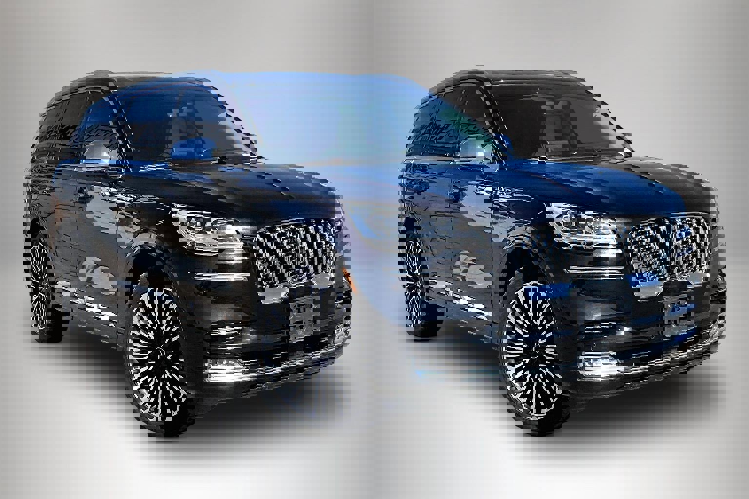 Used 2022 Lincoln Aviator Black Label w/ Dynamic Handling Package AWD/4WD image 1