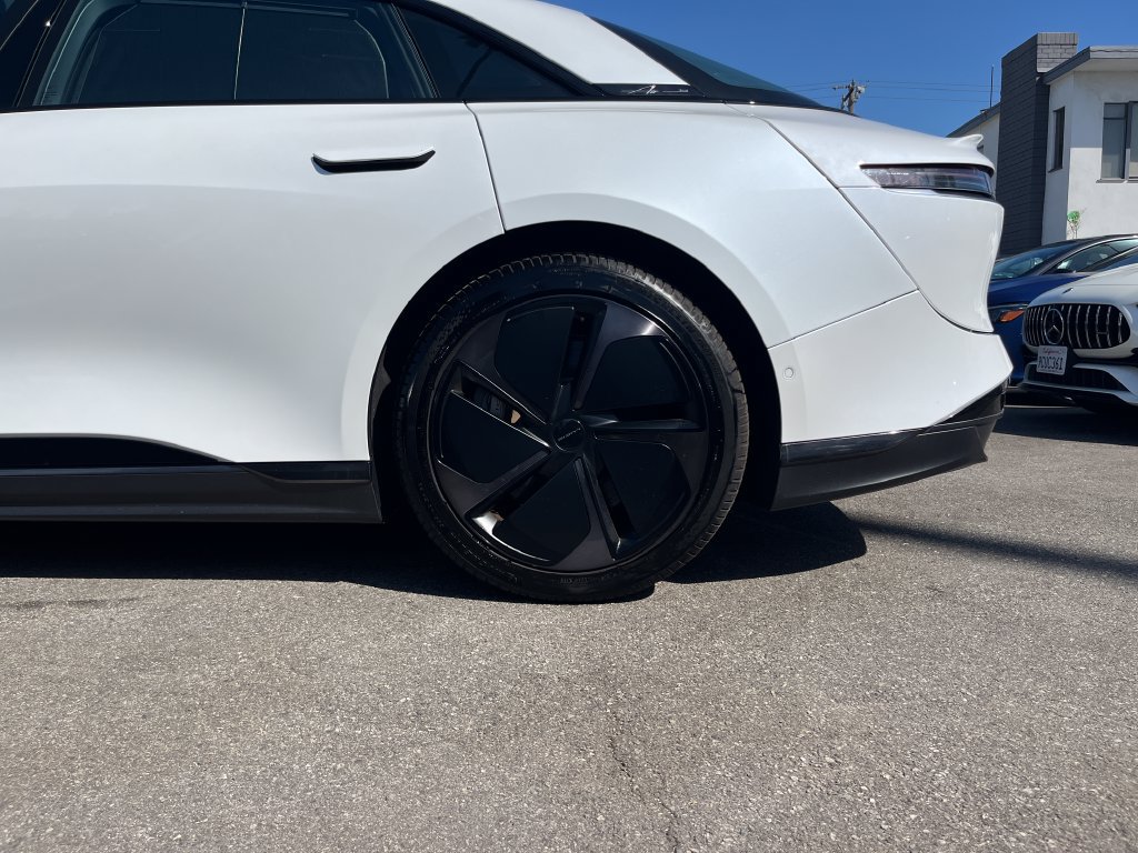 Used 2024 Lucid Air Touring AWD/4WD image 12