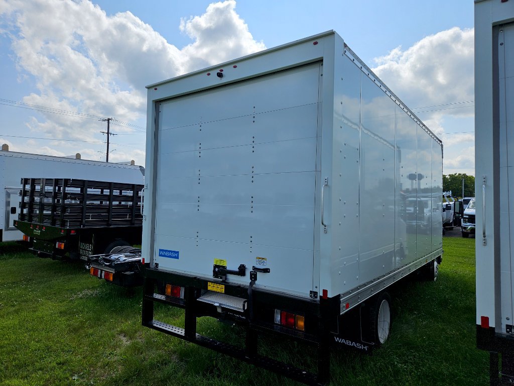 New 2024 Chevrolet Low Cab Forward 5500XG RWD image 4