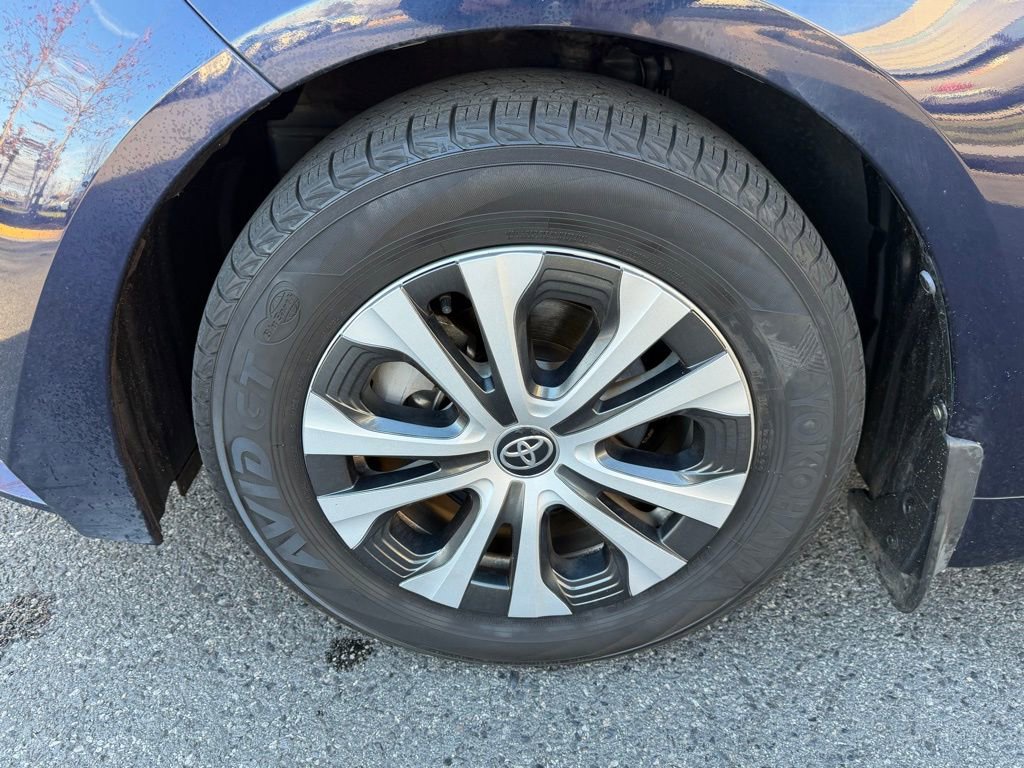 Used 2022 Toyota Corolla LE image 12