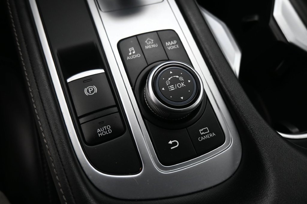 Used 2023 INFINITI QX60 Luxe FWD image 16
