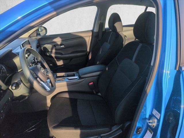 Used 2025 Nissan Sentra SV image 16
