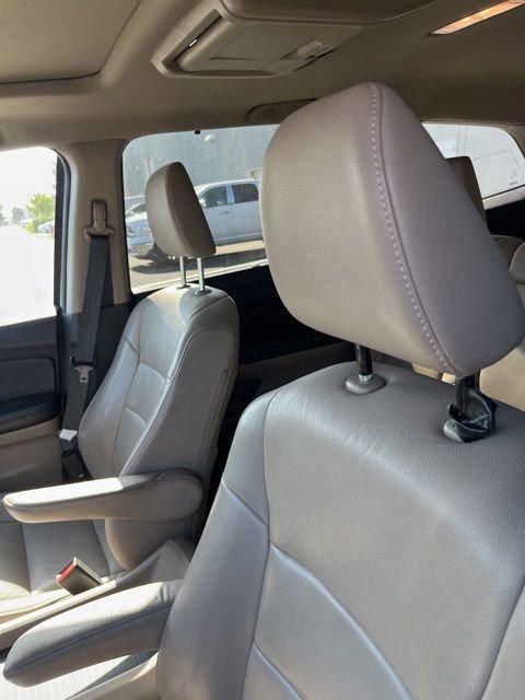 Used 2016 Honda Pilot Touring image 10